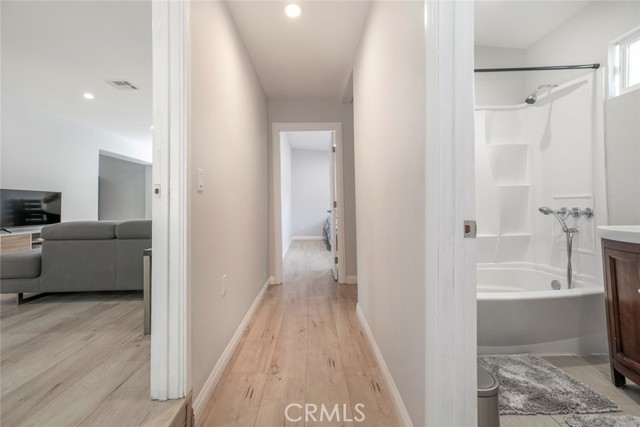 Detail Gallery Image 24 of 39 For 4805 4805 Lowell, La Crescenta,  CA 91214 - 3 Beds | 2 Baths