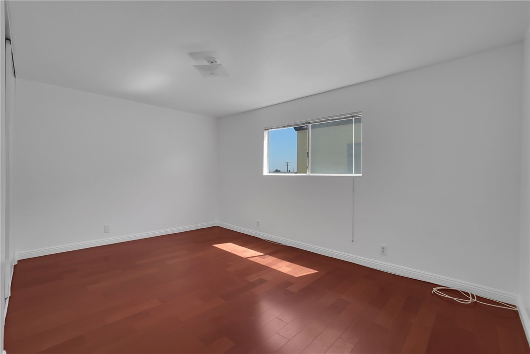 Detail Gallery Image 12 of 20 For 820 S Stoneman Ave #8,  Alhambra,  CA 91801 - 3 Beds | 2/1 Baths