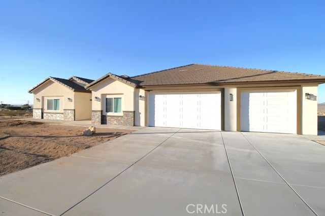 Detail Gallery Image 10 of 33 For 28060 Calcite St, Barstow,  CA 92311 - 4 Beds | 3 Baths