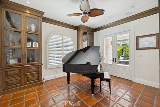 Detail Gallery Image 16 of 27 For 25345 Prado De Los Gansos, Calabasas,  CA 91302 - 5 Beds | 7 Baths