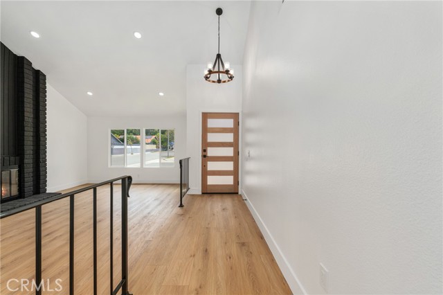 146 N Quail Lane, Orange CA: https://media.crmls.org/medias/237ec801-f3e1-413d-acb8-ad93f404f82c.jpg