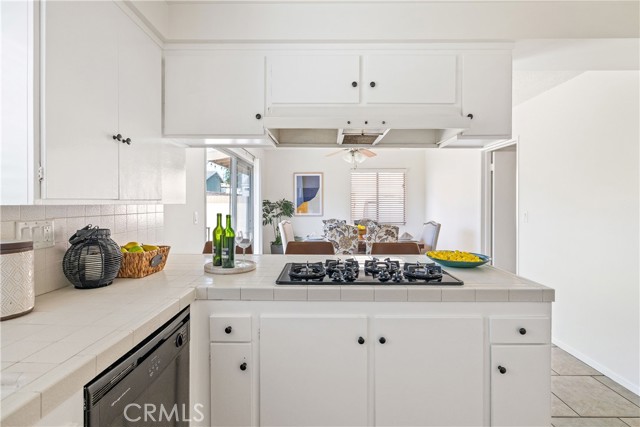 1941 W 235th Place, Torrance CA: https://media.crmls.org/medias/237f5a29-5fb0-4520-8775-0ec7daf37b0f.jpg