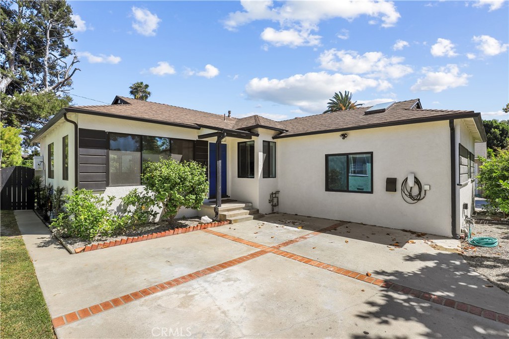 11462 Patom Drive
