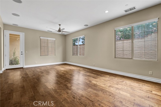 Detail Gallery Image 5 of 33 For 121 Costa Brava, Irvine,  CA 92620 - 3 Beds | 2/1 Baths