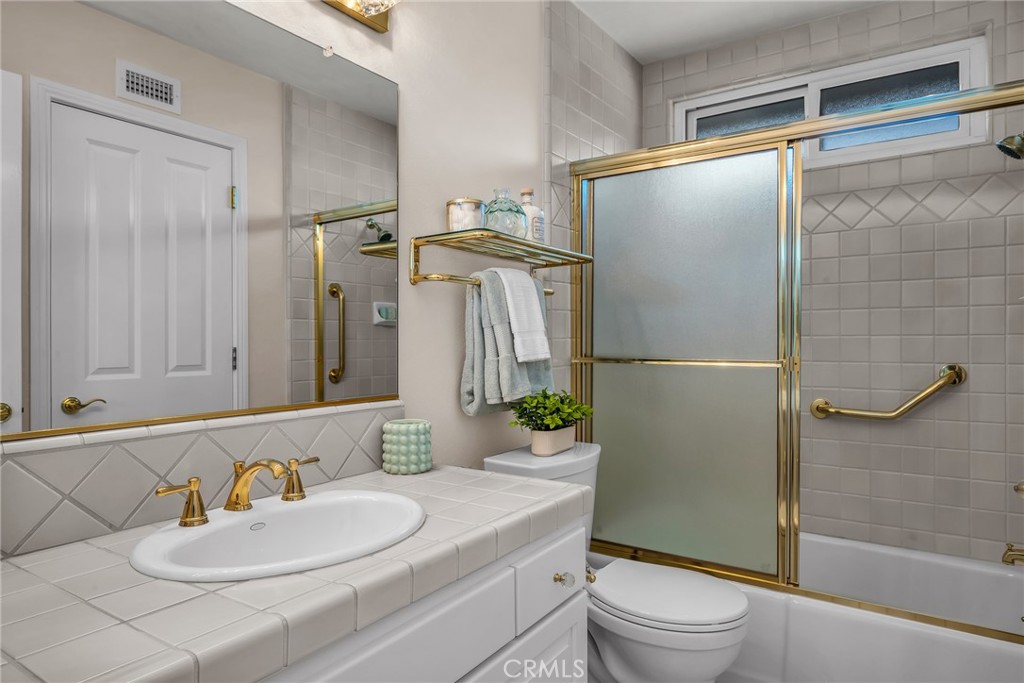 23. 4032 Rousseau Ln Palos Verdes Peninsula, CA 90274