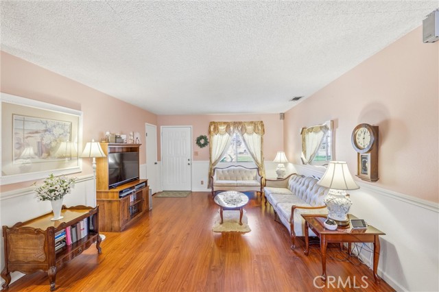 Detail Gallery Image 11 of 49 For 33507 Colorado St, Yucaipa,  CA 92399 - 3 Beds | 1 Baths