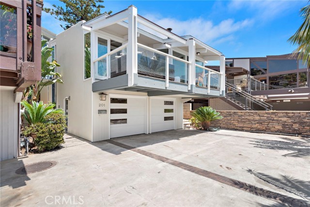 Detail Gallery Image 25 of 25 For 201 Nyes Pl, Laguna Beach,  CA 92651 - 3 Beds | 2 Baths