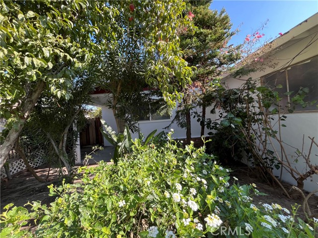 273 Cedar Avenue, Atwater CA: https://media.crmls.org/medias/2382e144-d713-471f-b91d-3612d475d139.jpg