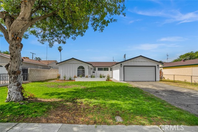 206 Foxbury Ave, Pomona, CA 91767