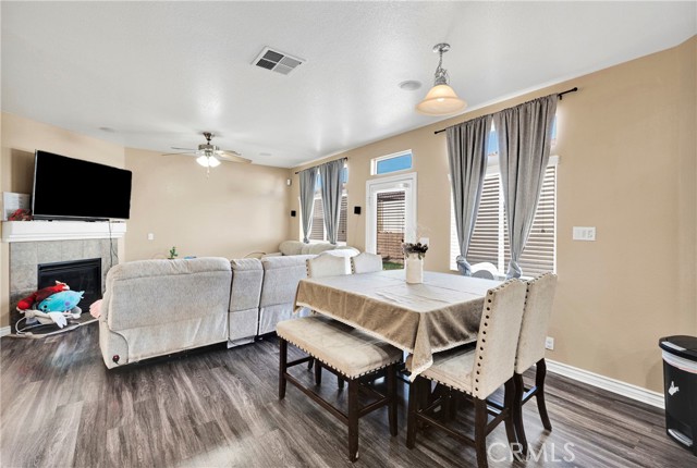 8846 Tamarisk Avenue, Hesperia CA: https://media.crmls.org/medias/23834534-e9e1-4ac3-bc8c-4865f05b7857.jpg