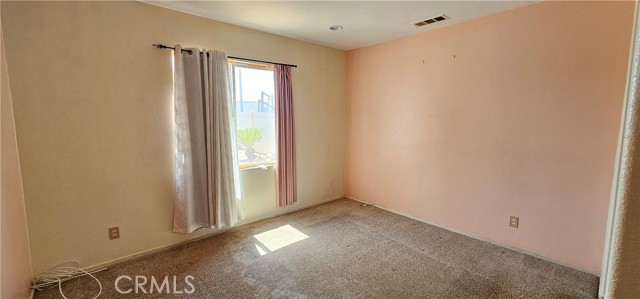 Detail Gallery Image 11 of 17 For 3132 Clapper St, Perris,  CA 92571 - 5 Beds | 3 Baths
