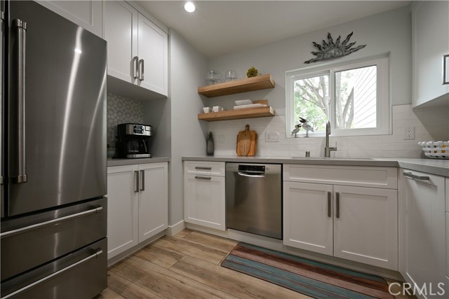 1222 S Westlake Boulevard, Westlake Village CA: https://media.crmls.org/medias/23857c25-9c34-4f04-8433-7b326db11a2b.jpg