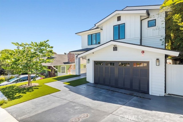 3213 Pine Ave, Manhattan Beach, California 90266, 5 Bedrooms Bedrooms, ,1 BathroomBathrooms,Residential,Sold,Pine Ave,SB22146634