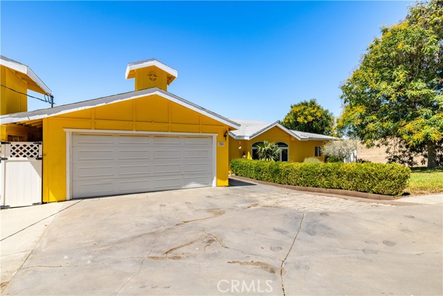 7240 Iverson Place, Paso Robles CA: https://media.crmls.org/medias/238666a2-a559-4db9-a92f-73f0ea3549ff.jpg