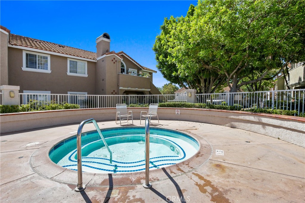 238674fc 85aa 4a48 Bbe0 7927a5d0a8bc