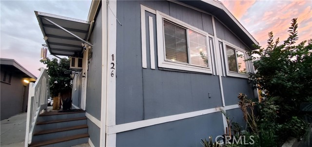 7650 BALBOA Boulevard, 126 photo 3