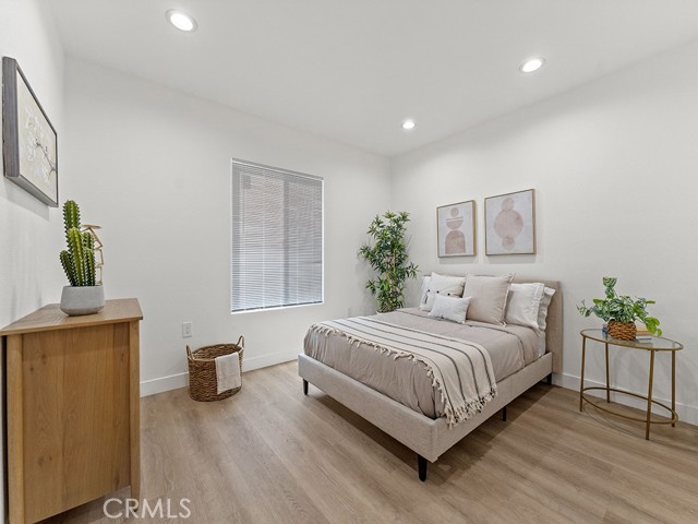 Detail Gallery Image 29 of 36 For 1411 W 7th St, Santa Ana,  CA 92703 - 6 Beds | 4 Baths