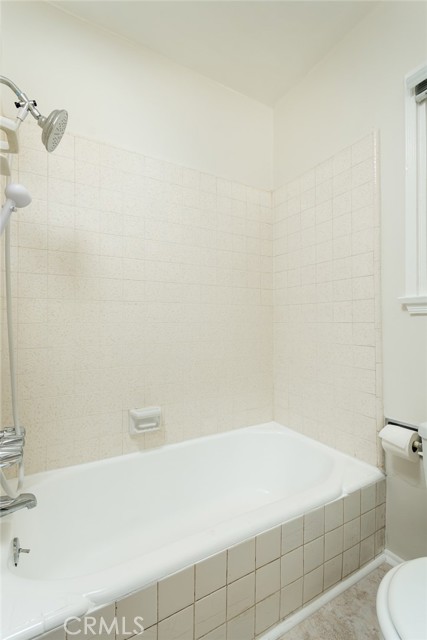 Detail Gallery Image 11 of 31 For 10515 Lanark, Sun Valley,  CA 91352 - 3 Beds | 1 Baths