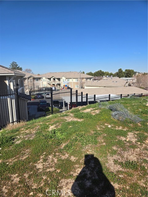 Detail Gallery Image 2 of 9 For 14140 14146 Rodeo Dr, Victorville,  CA 92395 - – Beds | – Baths