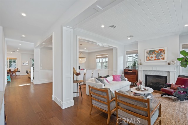 868 27th Street, Manhattan Beach, California 90266, 5 Bedrooms Bedrooms, ,6 BathroomsBathrooms,Residential,Sold,27th,SB21254472