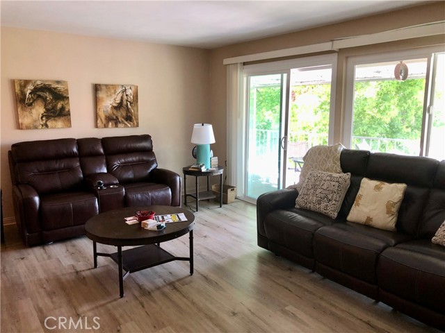 670 Via Mendoza, Laguna Woods CA: https://media.crmls.org/medias/23880f0d-1d04-4093-bad3-b9c981929ae0.jpg