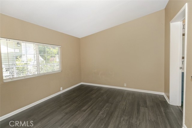 29021 Bouquet Canyon Road, Saugus CA: https://media.crmls.org/medias/23884e66-a8bd-42ad-a0fb-2eea33197b42.jpg