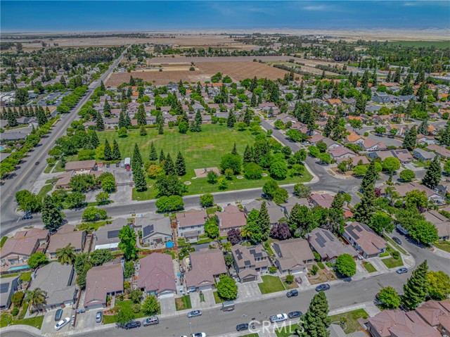 Detail Gallery Image 9 of 55 For 1833 La Quinta Ct, Merced,  CA 95340 - 4 Beds | 2/1 Baths