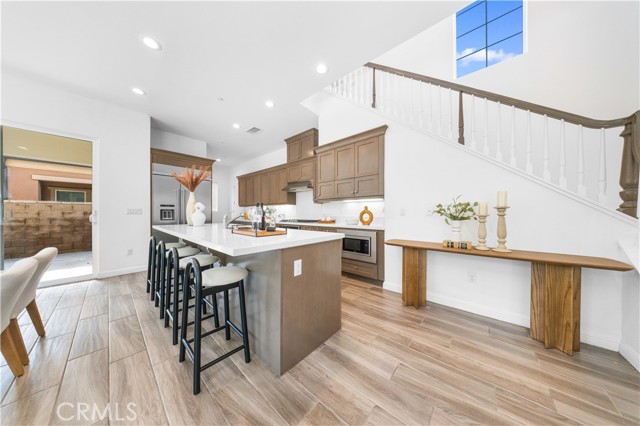 Detail Gallery Image 12 of 49 For 20611 W Chestnut Cir, Porter Ranch,  CA 91326 - 4 Beds | 3 Baths