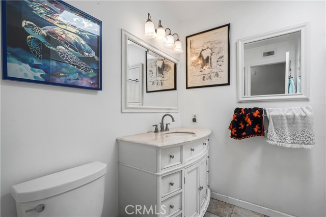 Detail Gallery Image 23 of 40 For 25236 via Sistine, Valencia,  CA 91355 - 2 Beds | 2 Baths