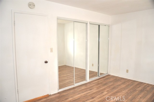 Front Image Thumbnail for CRIG26169575