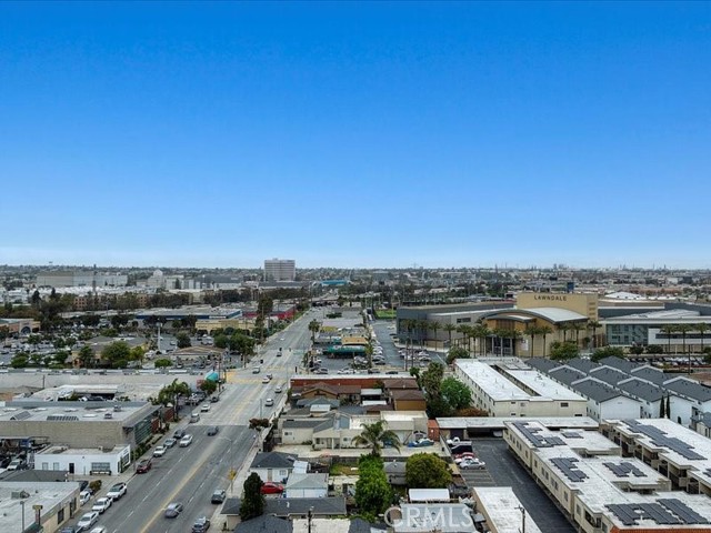 4637 Marine Avenue, Lawndale CA: https://media.crmls.org/medias/2389f2f2-f329-429f-bf13-098713eb95b9.jpg