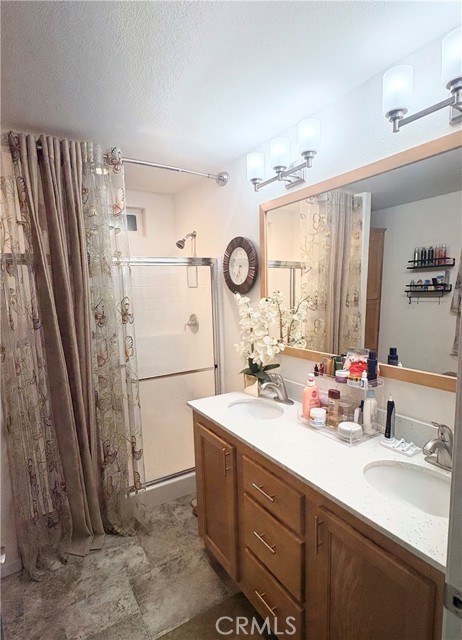 Detail Gallery Image 7 of 24 For 3595 Santa Fe #26,  Long Beach,  CA 90810 - 3 Beds | 2 Baths