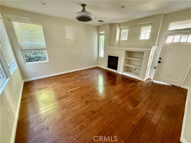 Detail Gallery Image 3 of 40 For 19812 Beringer Pl, Porter Ranch,  CA 91326 - 3 Beds | 3 Baths