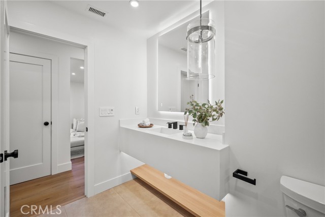 2115 E Santiago Street, Covina CA: https://media.crmls.org/medias/238ab1bf-a192-4d86-ae33-bab6b6bc01e5.jpg