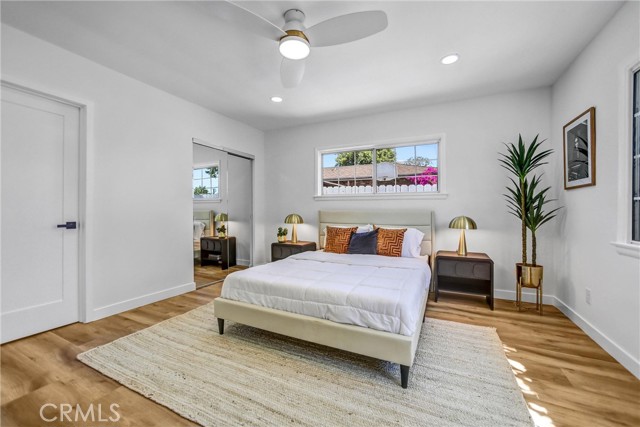 Detail Gallery Image 15 of 33 For 6119 Longridge Ave, Valley Glen,  CA 91401 - 3 Beds | 3 Baths
