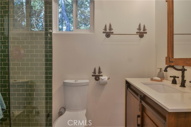 Detail Gallery Image 20 of 37 For 27942 Rainbow Dr, Lake Arrowhead,  CA 92352 - 3 Beds | 3/1 Baths