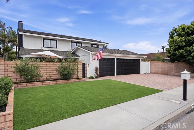 Image 2 of 43 For 20082 Gothic Circle