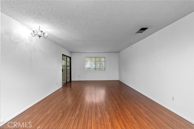 202 Evergreen Court, Azusa CA: https://media.crmls.org/medias/238ba22c-8c76-41d4-b059-0b95e4ebf835.jpg