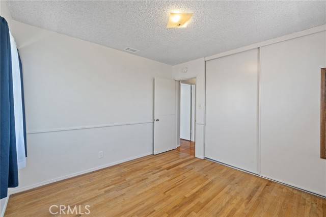 6345 Bigelow Street, Lakewood CA: https://media.crmls.org/medias/238cbbd3-56bc-455f-a32d-c0b1746d4730.jpg