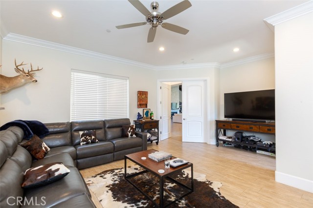 Detail Gallery Image 31 of 55 For 2260 Panoramic, Vista,  CA 92084 - 3 Beds | 5/1 Baths