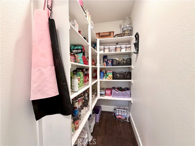 Detail Gallery Image 18 of 72 For 32102 Elk Grove Ct, Temecula,  CA 92592 - 4 Beds | 3/1 Baths