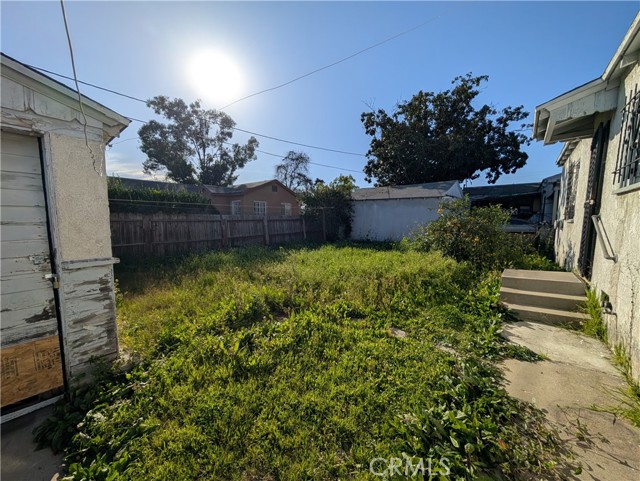 Detail Gallery Image 16 of 18 For 10958 S Budlong, Los Angeles,  CA 90044 - 2 Beds | 1 Baths