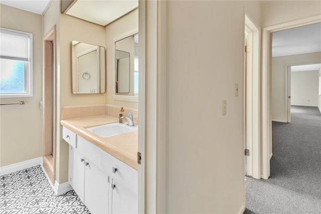 Detail Gallery Image 19 of 43 For 622 Esther Way, Redlands,  CA 92373 - 4 Beds | 2/1 Baths