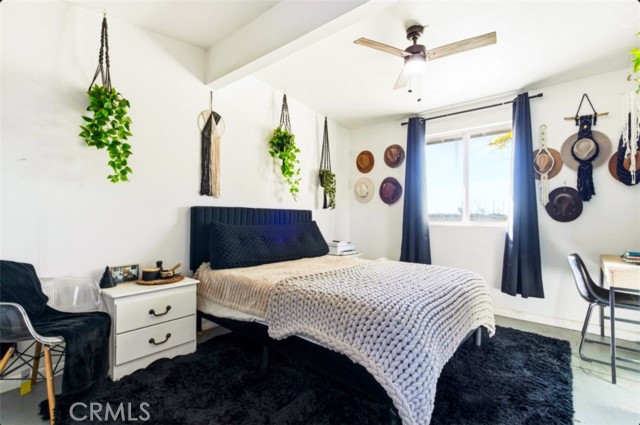 Detail Gallery Image 21 of 39 For 19449 Chamisal, Adelanto,  CA 92301 - 4 Beds | 2 Baths