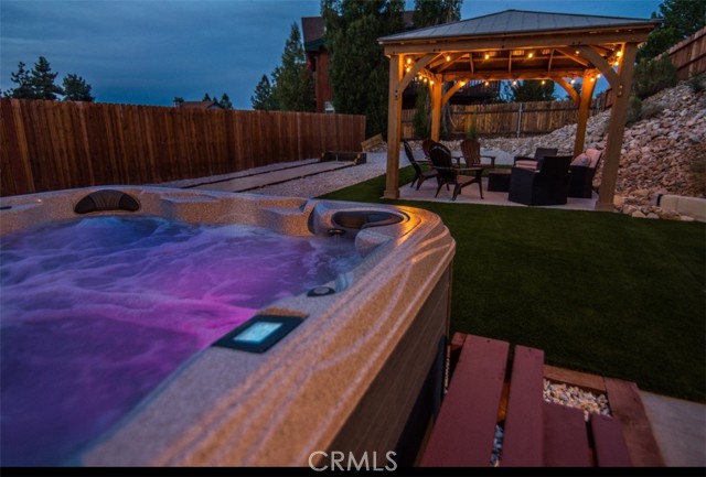 222 Crimson Circle, Big Bear City CA: https://media.crmls.org/medias/238e7aa7-a6c8-4d93-8e26-fb56ae8f6124.jpg