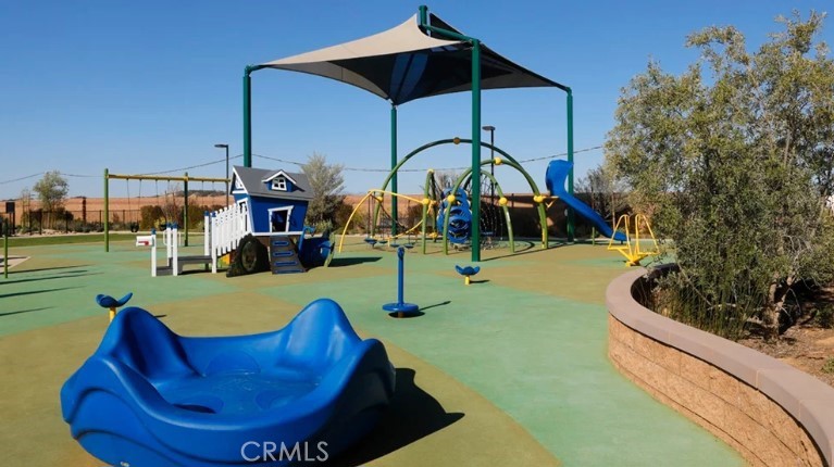 https://media.crmls.org/medias/238e85ac-2903-4491-b0b1-39a6e1793c8d.jpg?preset=X-Large