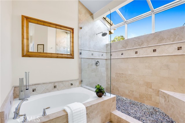 Detail Gallery Image 38 of 59 For 10 Glastonbury, Laguna Niguel,  CA 92677 - 4 Beds | 3/1 Baths