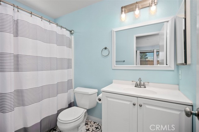 Detail Gallery Image 10 of 11 For 25761 Le Parc #19,  Lake Forest,  CA 92630 - 2 Beds | 2 Baths