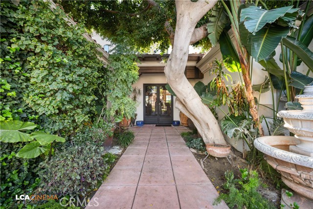 Detail Gallery Image 4 of 54 For 15001 Colonia De Las Rosas, Bakersfield,  CA 93306 - 4 Beds | 3/1 Baths