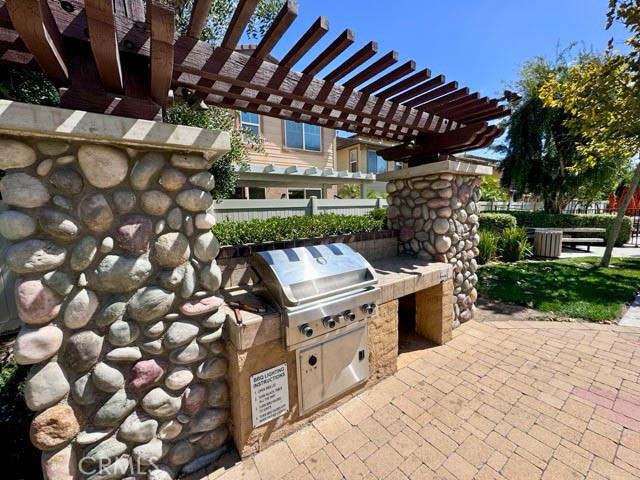 Detail Gallery Image 43 of 49 For 24676 Ambervalley Ave #1,  Murrieta,  CA 92562 - 3 Beds | 2/1 Baths